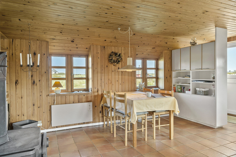 Spisebord i sommerhuset